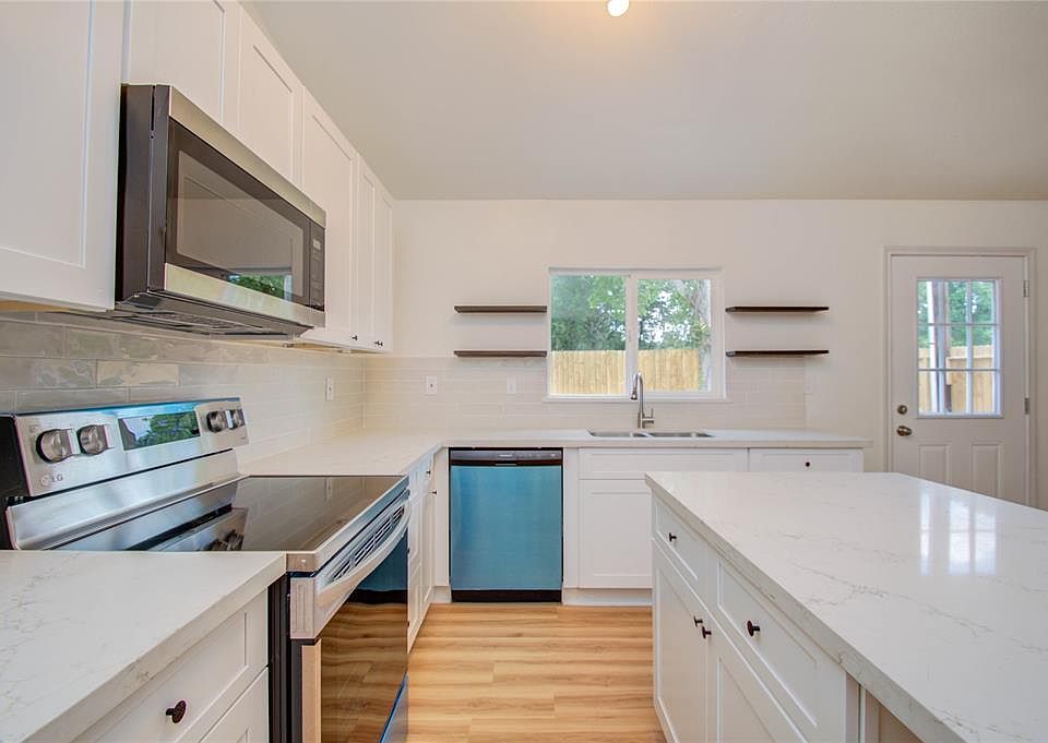 1st image of 5522 Fair Forest Drive