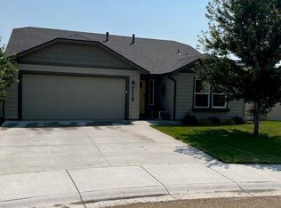 2218 Cinquefoil St, Caldwell, ID 83607