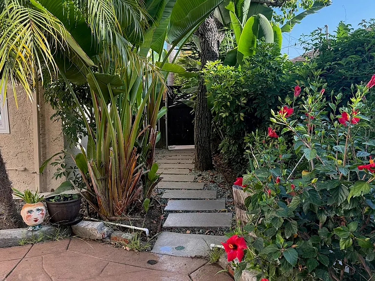Walk way to private entrance