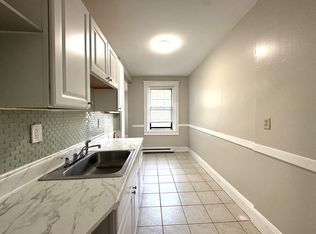 15 Huss Ct APT 205, Lynn, MA 01905