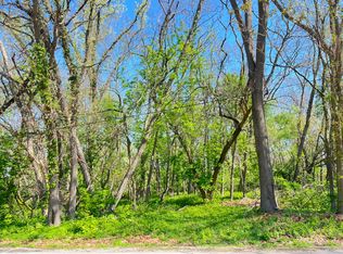 32 Laporte St, Lake Station, IN 46405