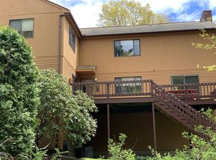 16 Country Club Ln #C, Milford, MA 01757