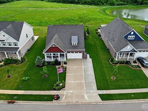 2nd image of 9777 Winding Creek Blvd