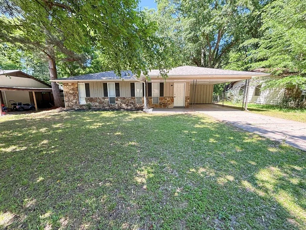 208 Raney Pl, Jacksonville, AR 72076 — Photo 1