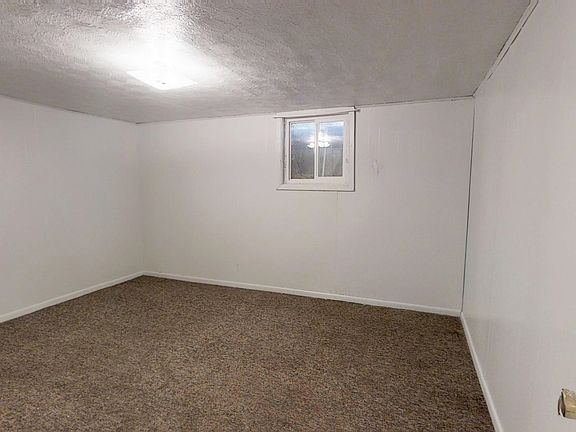 4th image of 353 H St #1/2