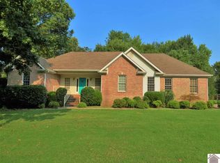 310 Stonecreek Pl, Paducah, KY 42003