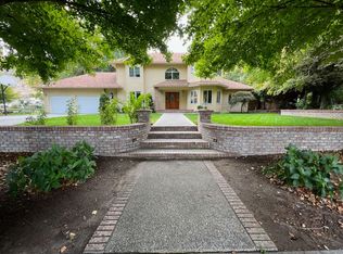 2025 Center Court Dr, Wenatchee, WA 98801