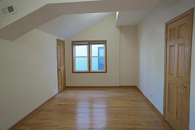 2847 N Rockwell St #2 — Photo 8