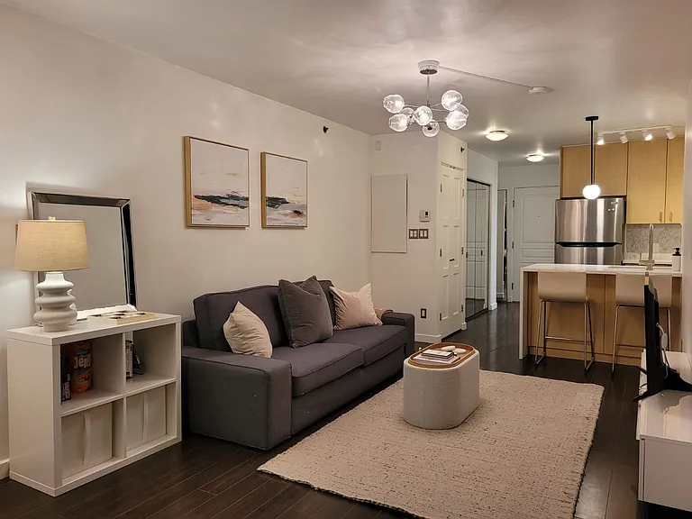 819 Hamilton St #314 — Photo 7