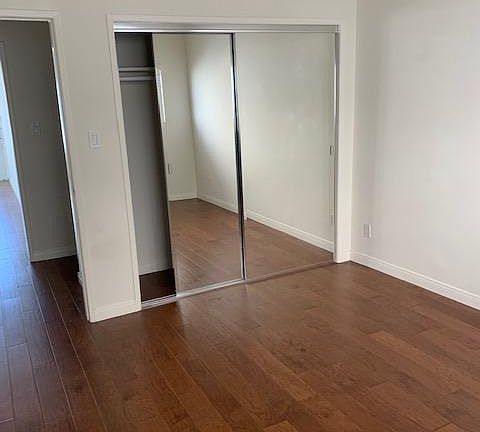 4th image of 11707 Goshen Ave #7