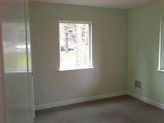 4th image of 99 Portola Ave #2B