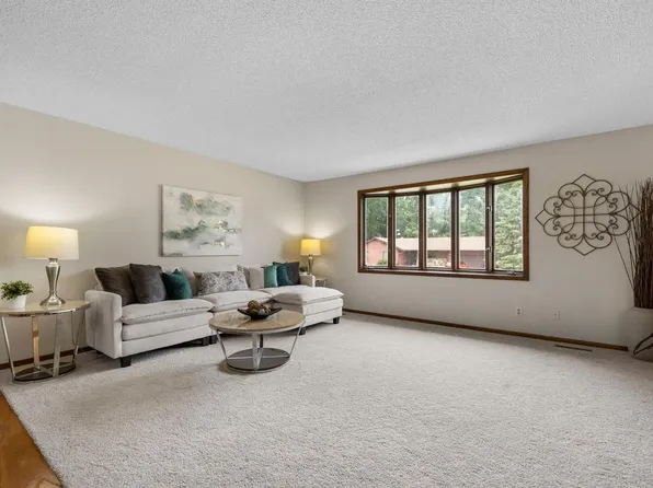17160 Hershey Ct, Lakeville, MN 55044