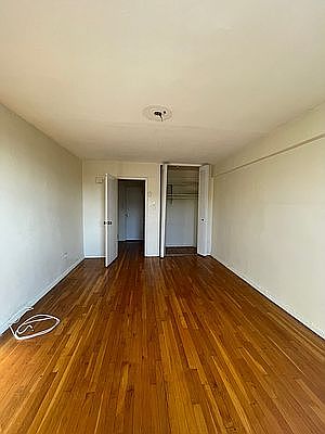 2nd image of 251 E 29th St APT 6E