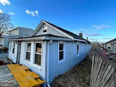4th image of 216 Oakland Ave