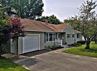 2076 N Belfast Ave, Augusta, ME 04330