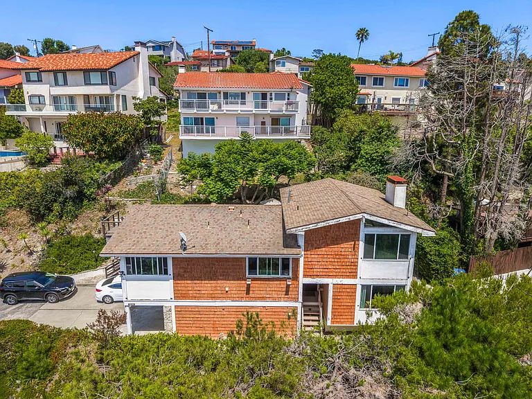 28130 Ambergate Dr — Photo 54