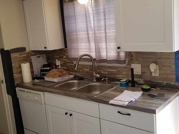 3rd image of 85 E Caldwood Dr APT 20