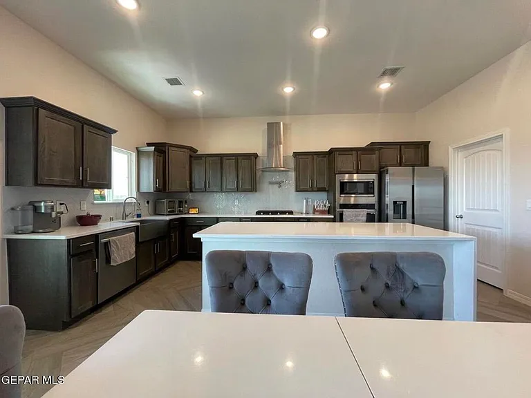 420 Villa Socorro Pl — Photo 4