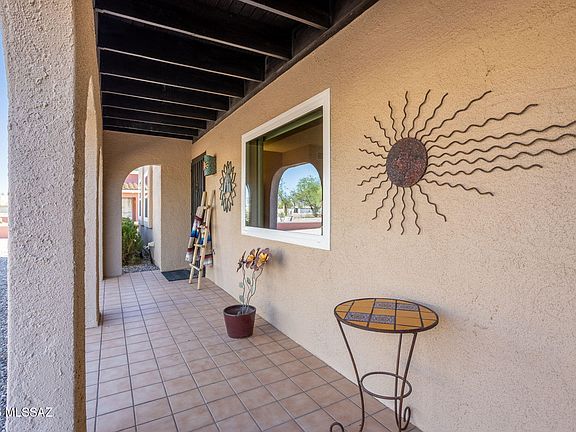 2nd image of 1550 N Placita Chistoso