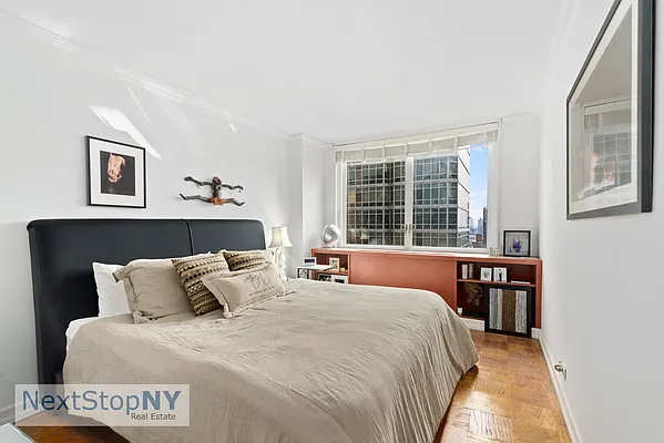 Sold by NextStopNY | media 4