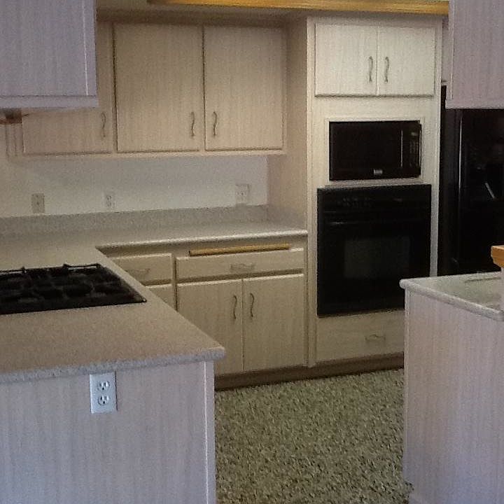 2nd image of 2568 Sandell Ave