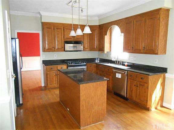 5th image of 1038 Kimball Dr