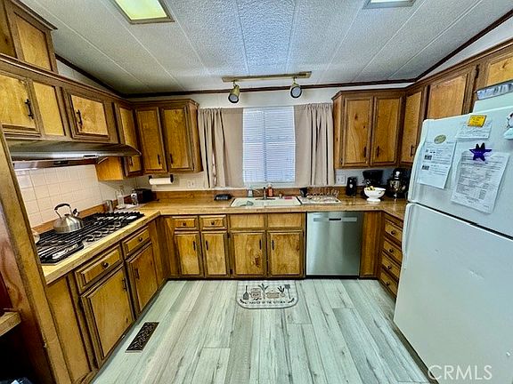 3rd image of 14000 Elvado Rd #27