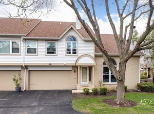 8026 Barrymore Dr #37-2, Darien, IL 60561
