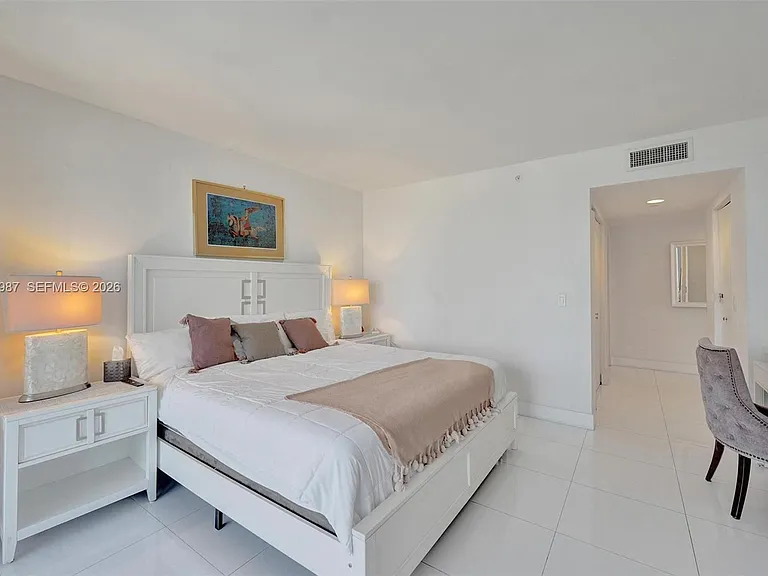 2600 E Hallandale Beach Blvd #T1902 — Photo 65