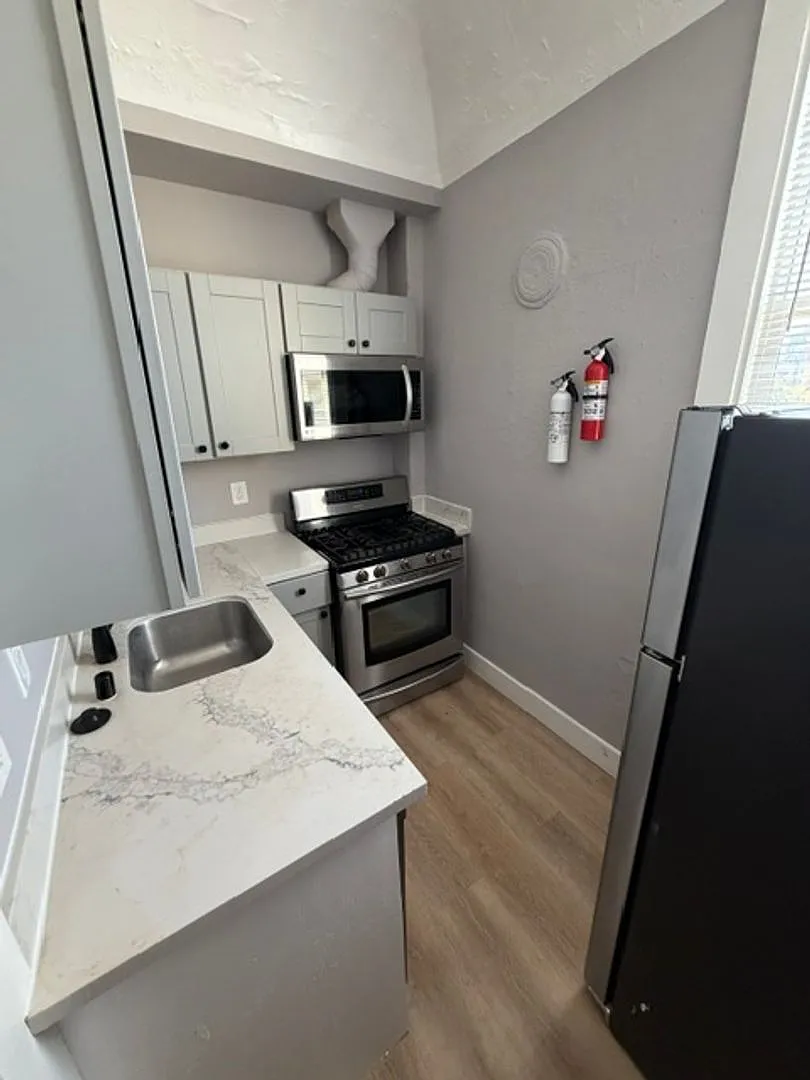 2317 San Pablo Ave — Photo 3