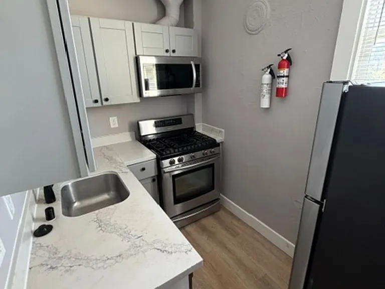 2317 San Pablo Ave — Photo 12
