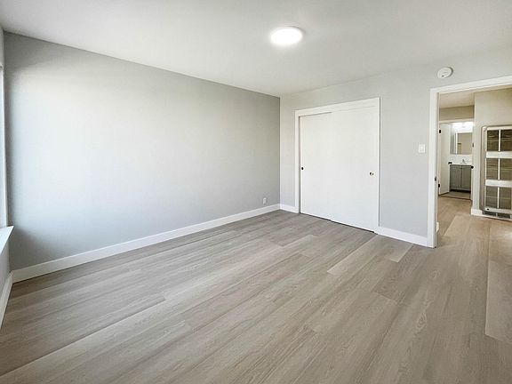 5th image of 2421 Judah St APT 3