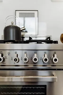 Rented by Douglas Elliman | media 35