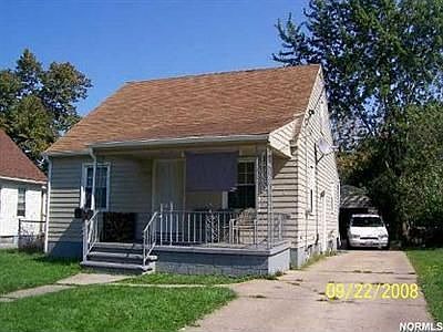 1st image of 2543 Caroline Ave