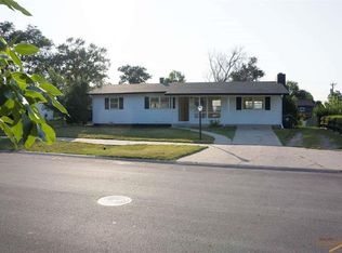 2503 Hoefer Ave, Rapid City, SD 57701