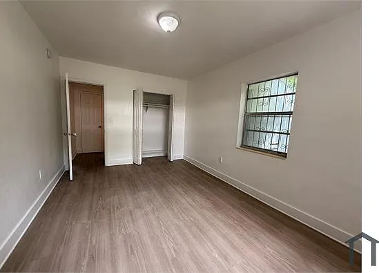 2 bed, 650 sqft, $1,900 — Photo 4