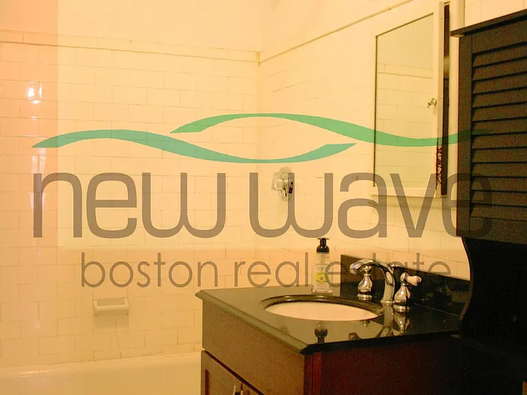 6 Marlborough St #2A — Photo 8