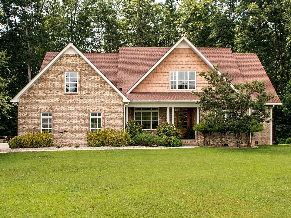 1st image of 173 Heartwood Ln