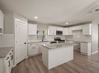 3721 Stuart Dr, Fort Worth, TX 76110