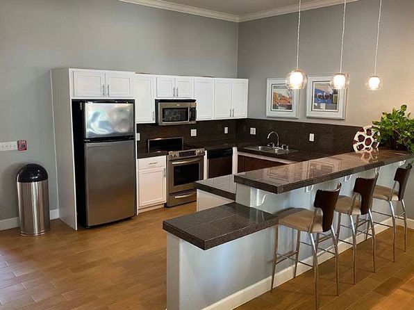 2201 Arena Blvd APT 2103