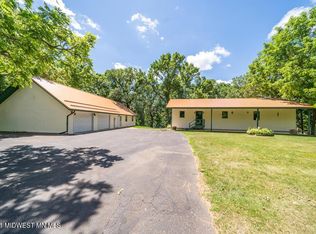 15376 Blackhawk Rd, Audubon, MN 56511