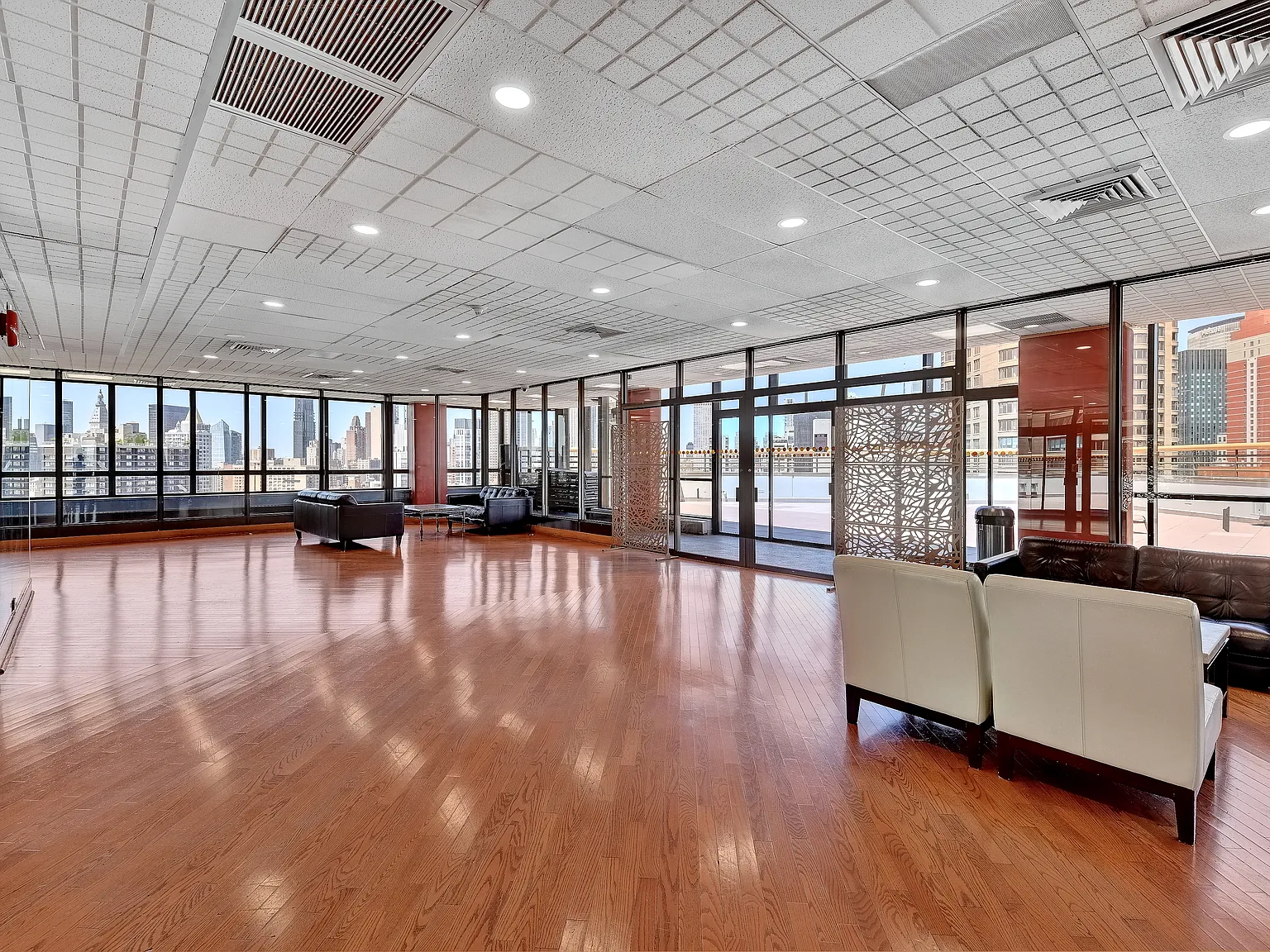 630 First Avenue — Photo 4