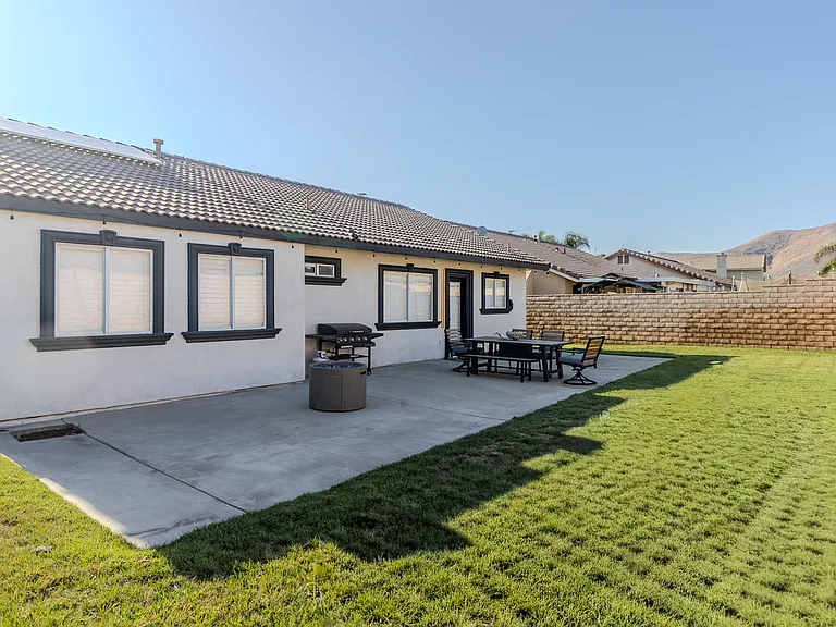 4302 Shetland Ln — Photo 34