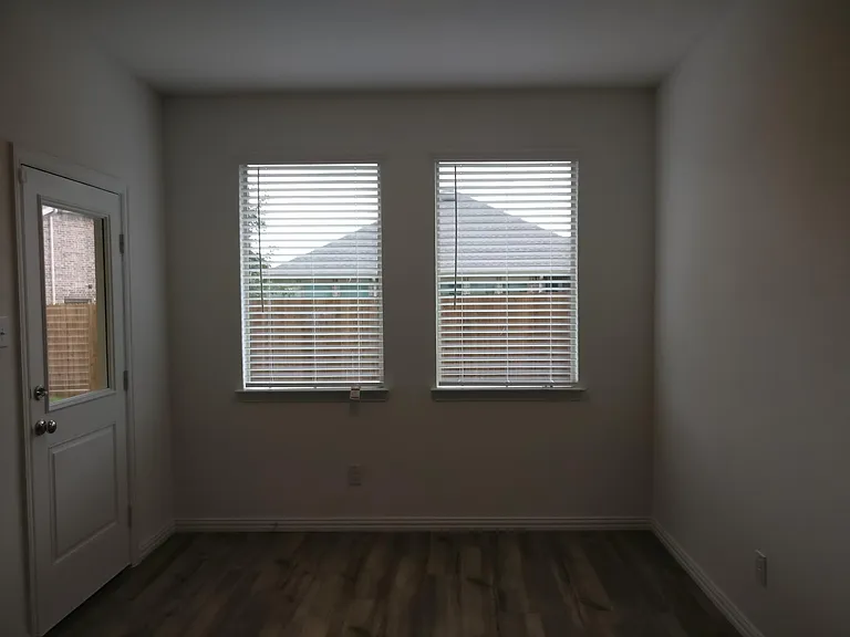 1216 Smoketree Ln — Photo 55