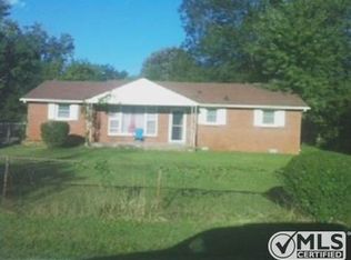 105 Charlemagne Blvd, Clarksville, TN 37042