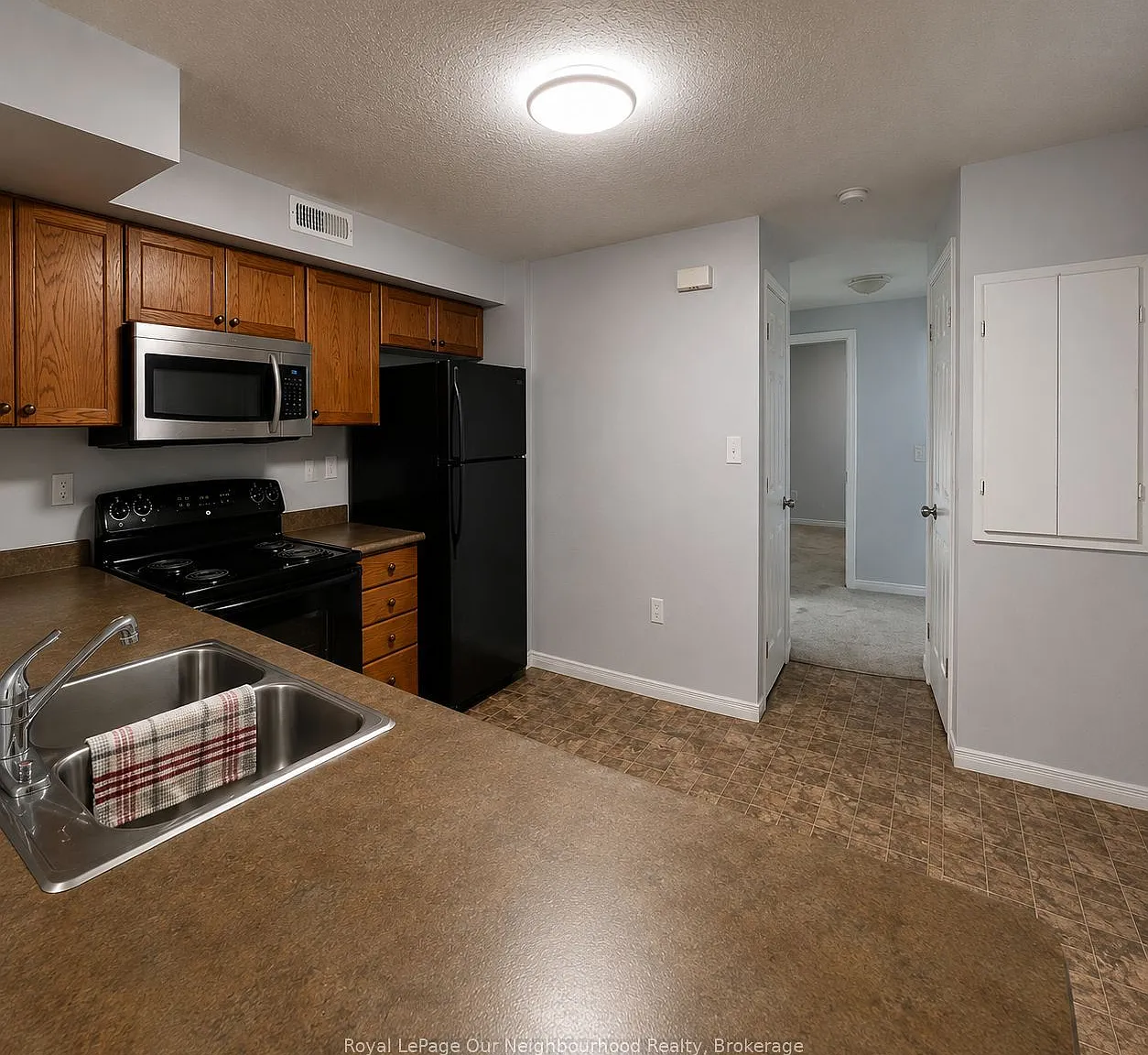 2 bed, $1,600 — Photo 4