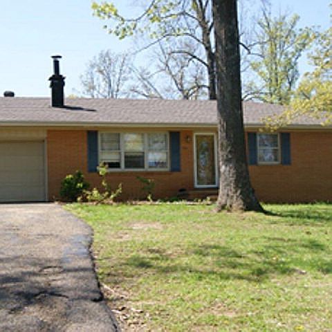 1st image of 1109 Pearl Dr