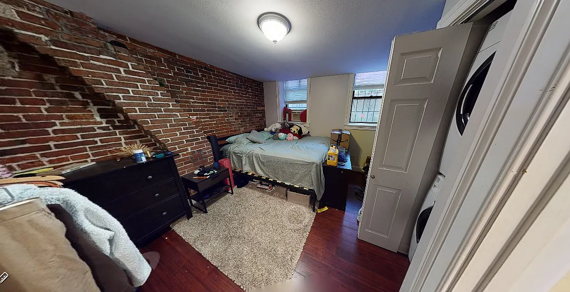 1 bed, $2,400 — Photo 2
