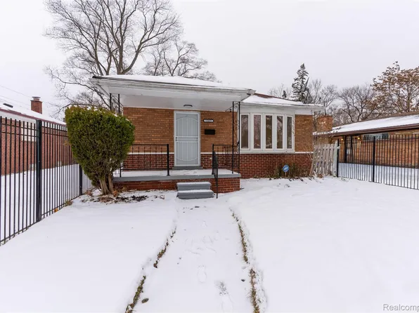 12615 Mettetal St, Detroit, MI 48227