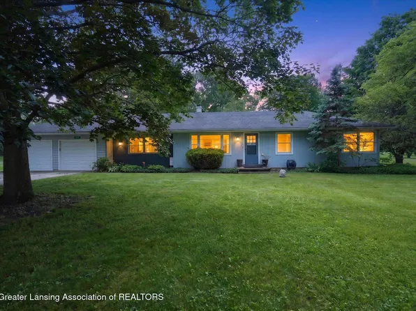 12419 E Greenfield Rd, Lansing, MI 48917